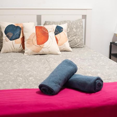 Eixample Private Rooms Barcelona Eksteriør bilde