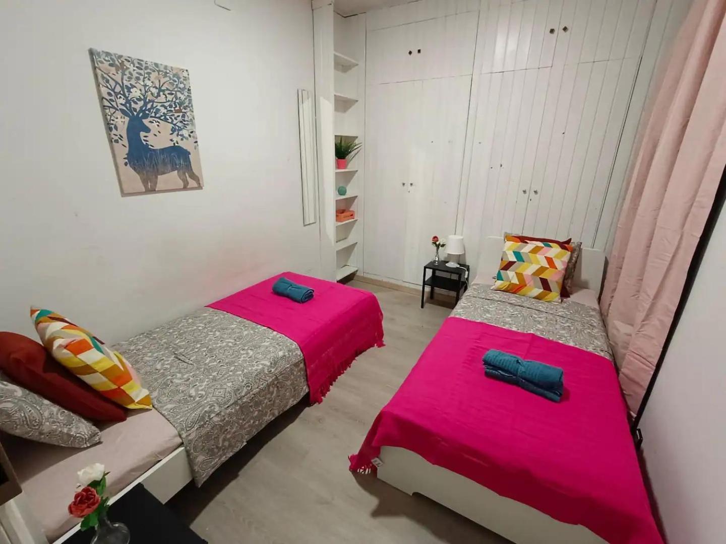 Eixample Private Rooms Barcelona Eksteriør bilde