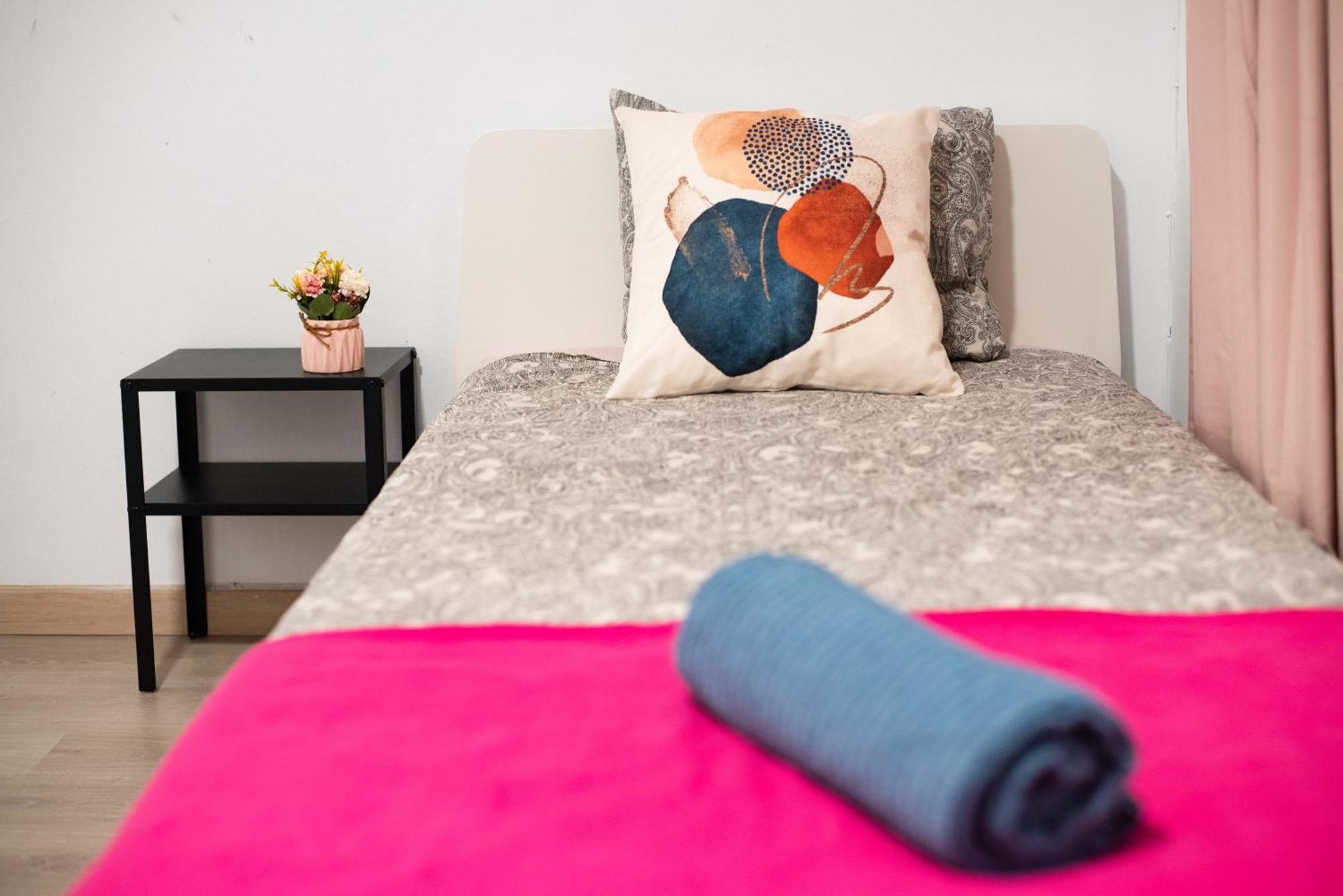 Eixample Private Rooms Barcelona Eksteriør bilde