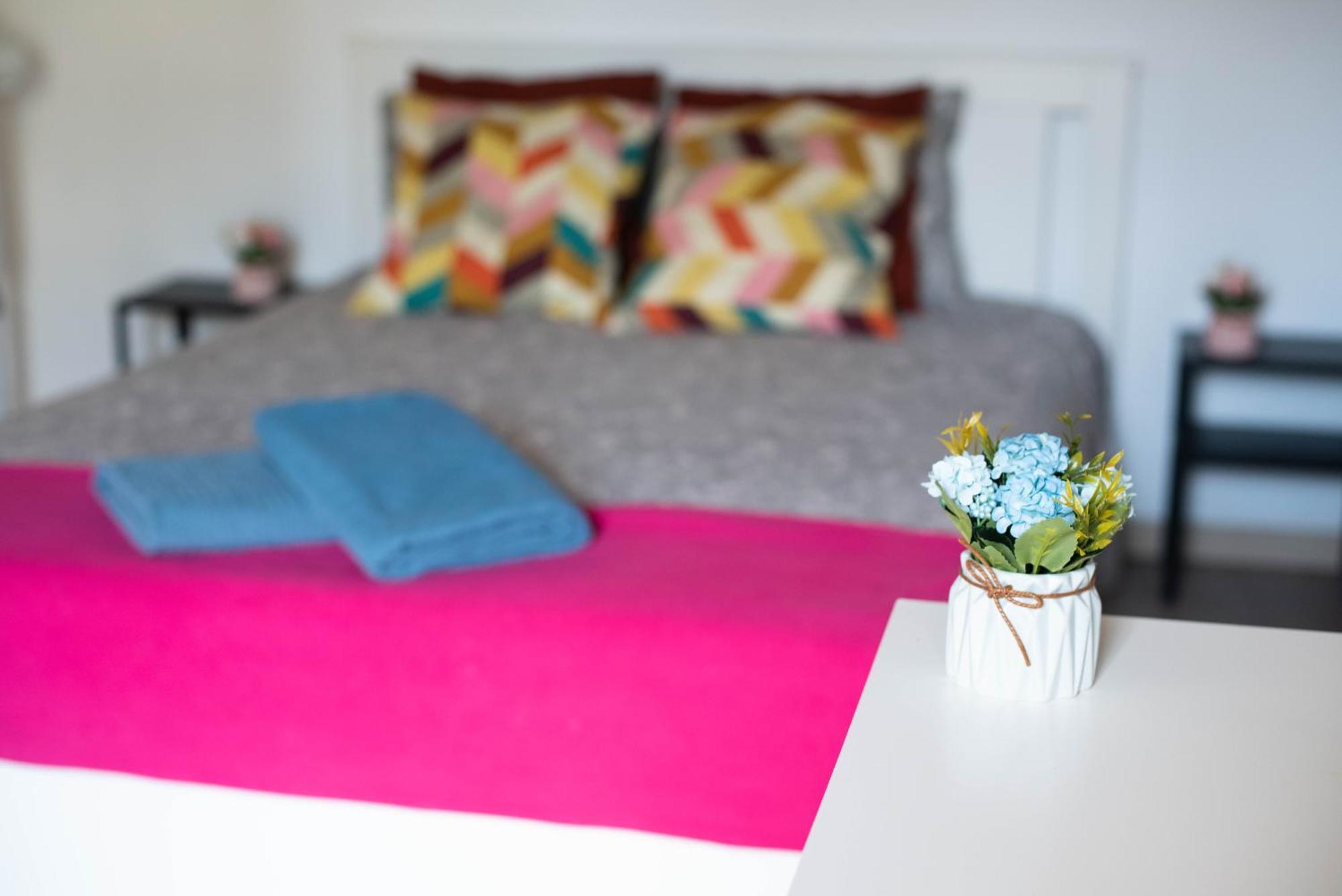 Eixample Private Rooms Barcelona Eksteriør bilde